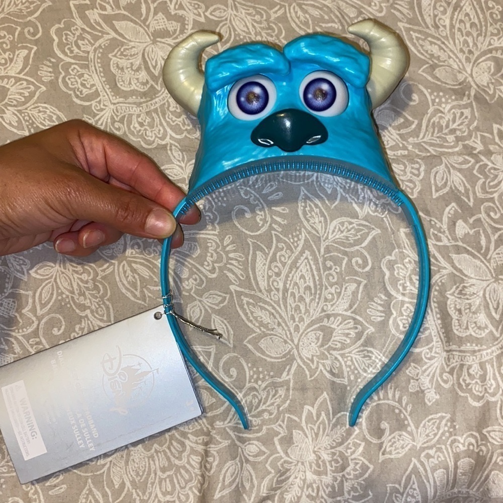 NWT DISNEYPARKS SULLEY FROM MONSTERS INC LIGHT UP HEAD BAND - Picture 2 of 6